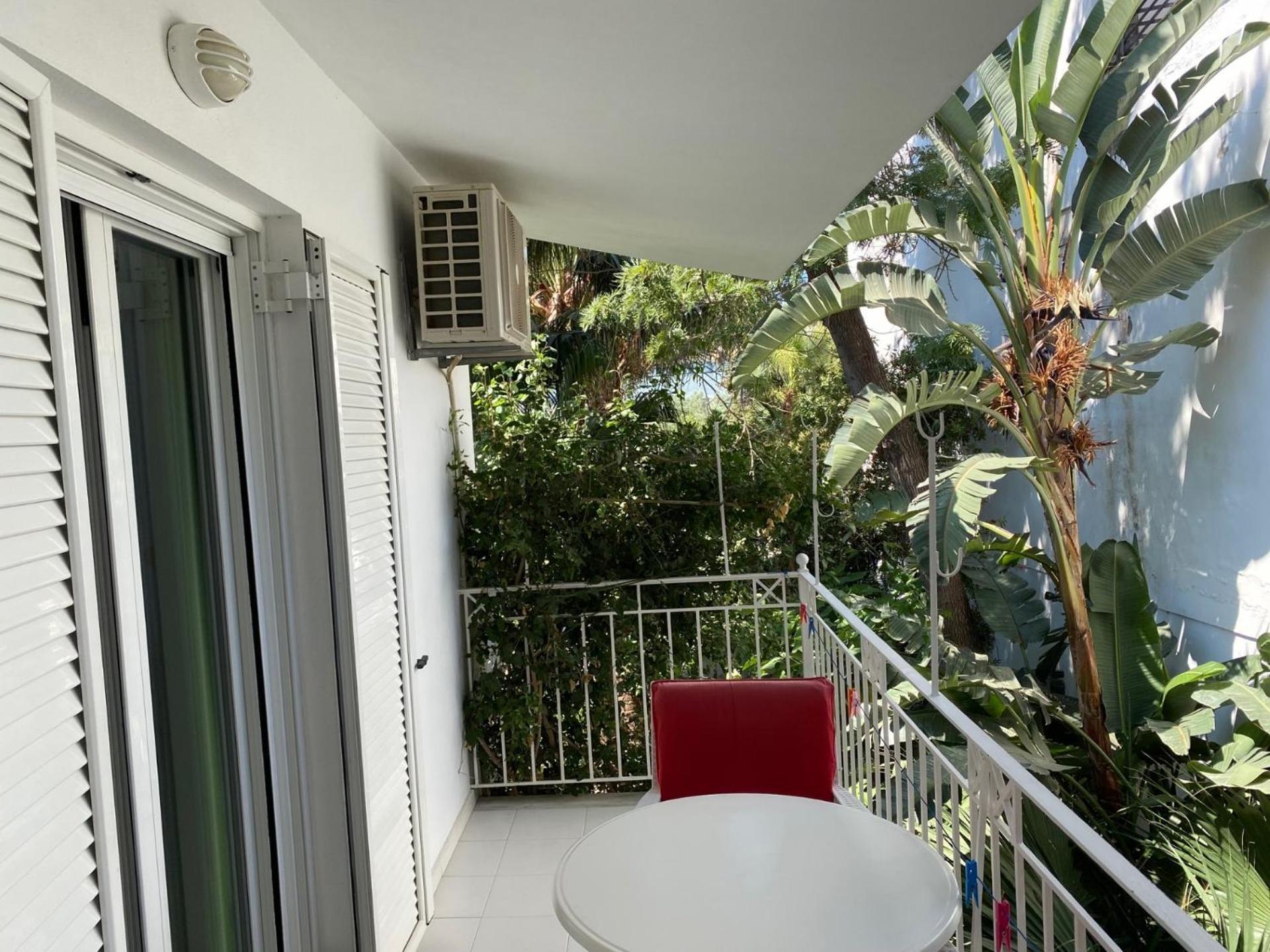 Manolis' House Lejlighedshotel Skiathos by Eksteriør billede