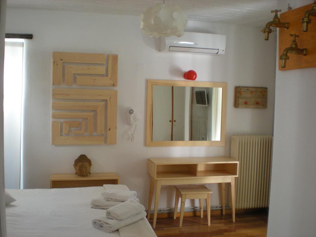 Manolis' House Lejlighedshotel Skiathos by Værelse billede
