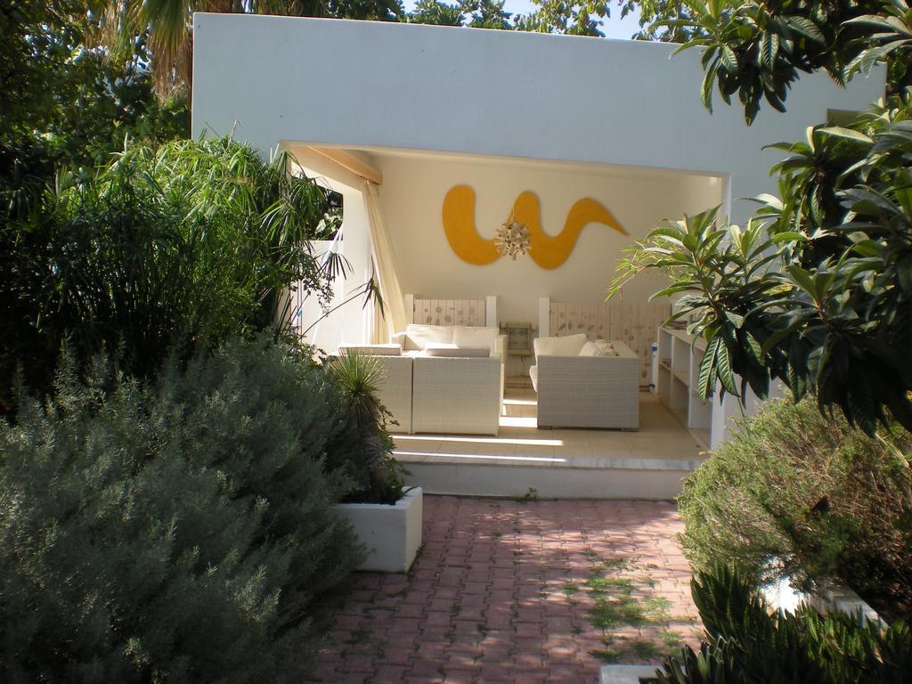 Manolis' House Lejlighedshotel Skiathos by Eksteriør billede
